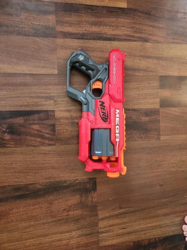 Mega Nerf Gun / Cycloneshock