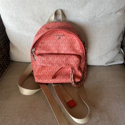 Michael Kors Pocket Book