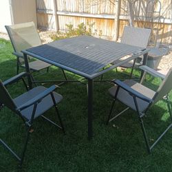 Outdoor Furniture Patio Table W 4 Chairs