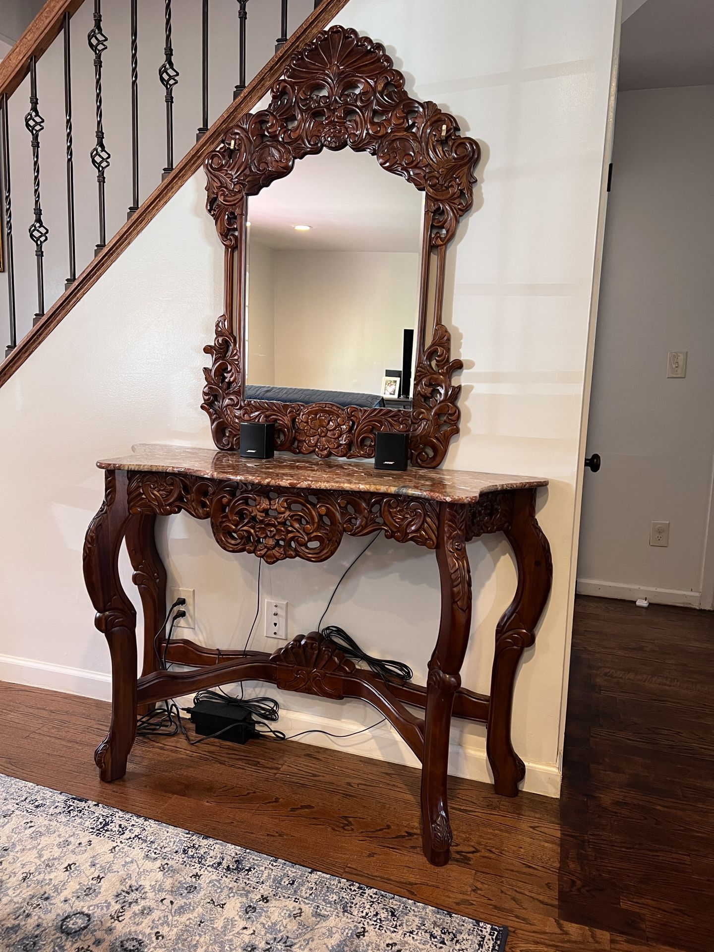 Table And Mirror Console