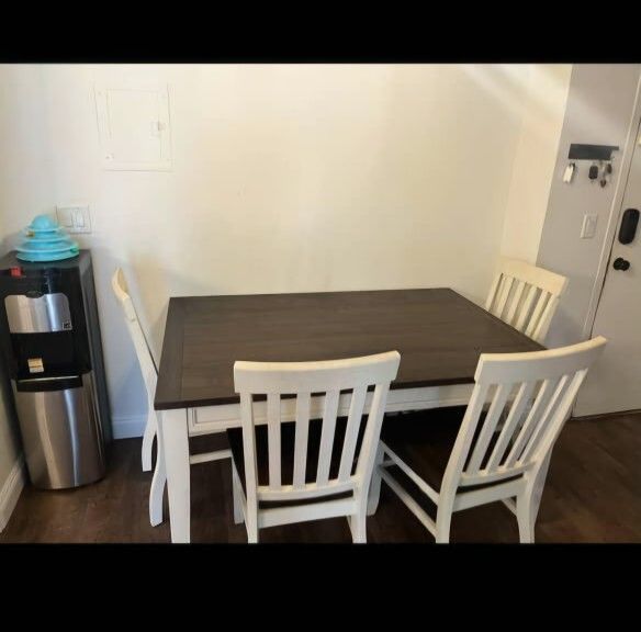 Kitchen Table