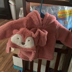 Baby Sweeter  With Hay And Gloves