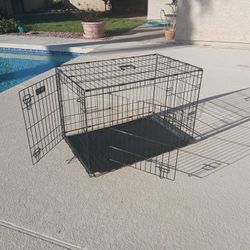 Top Paw Intermediate/Medium Dog Crate