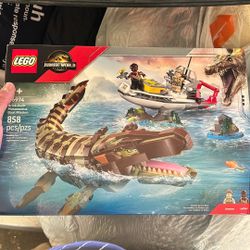 Lego Jurassic world