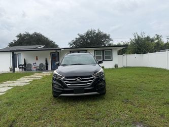 Hyundai Tucson SUV Black