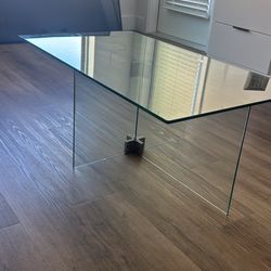 Glass Coffee Table 