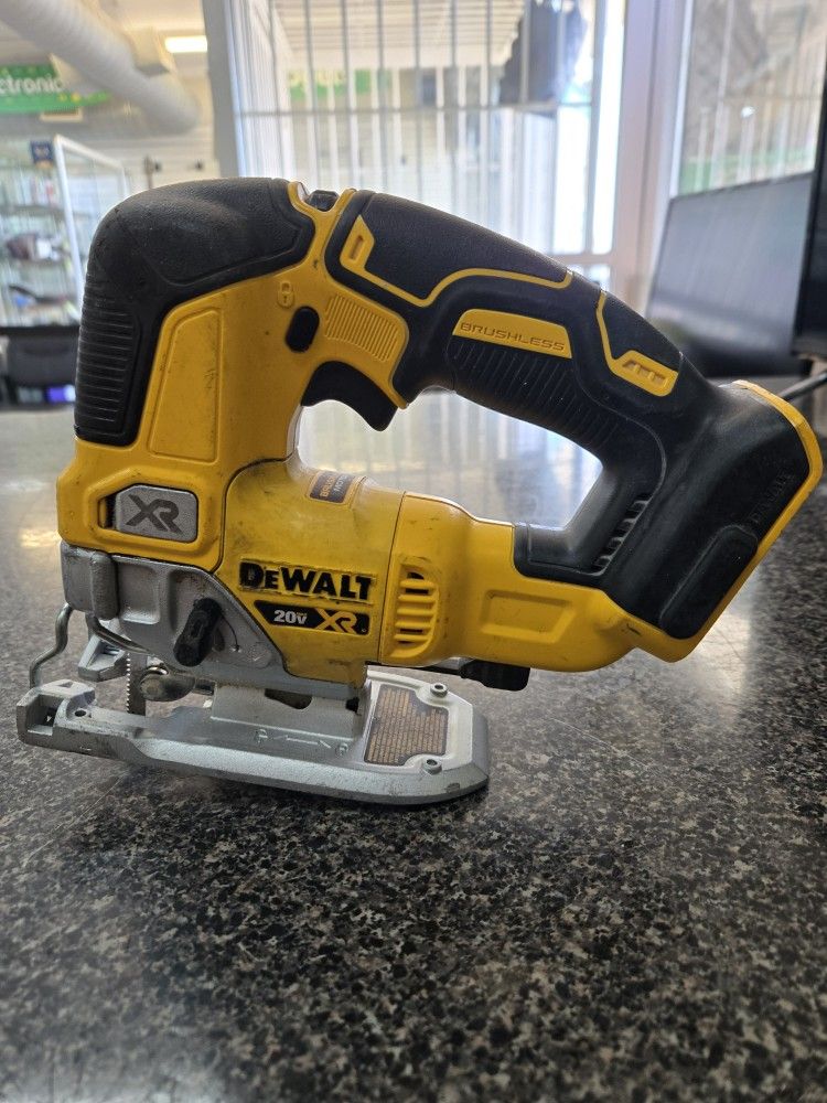 DeWalt Jigsaw (DCS334)