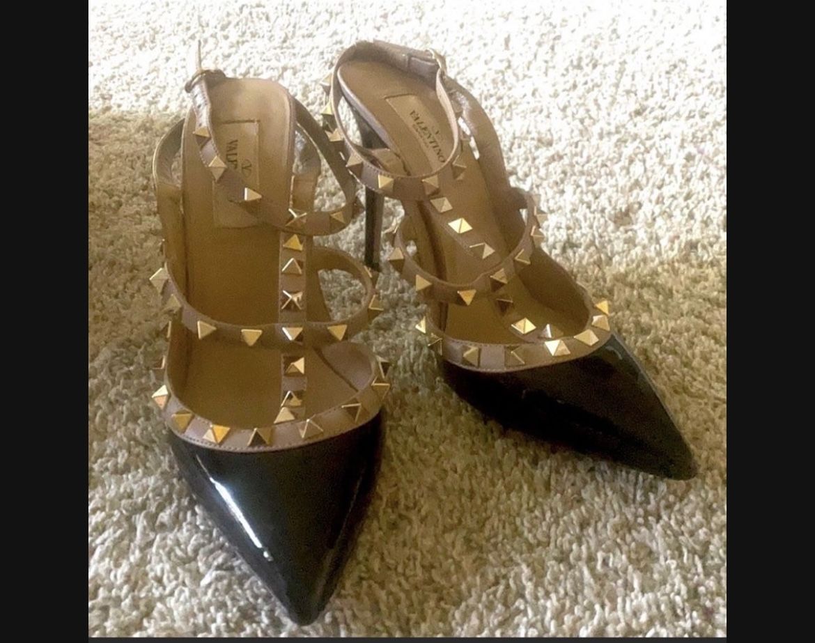 Valentino Garavani Valentino Rockstud