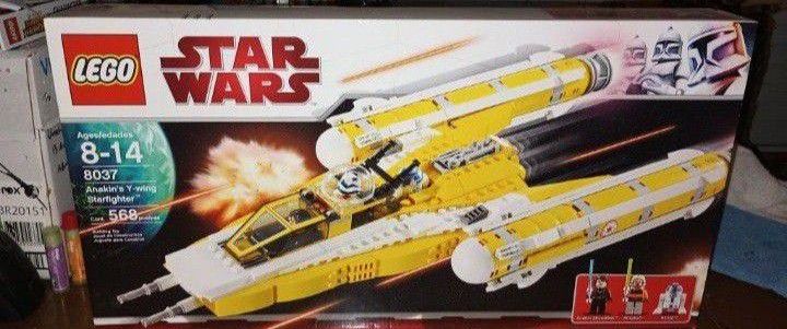 LEGO 8037 Star Wars Anakin's Y-Wing

Starfighter