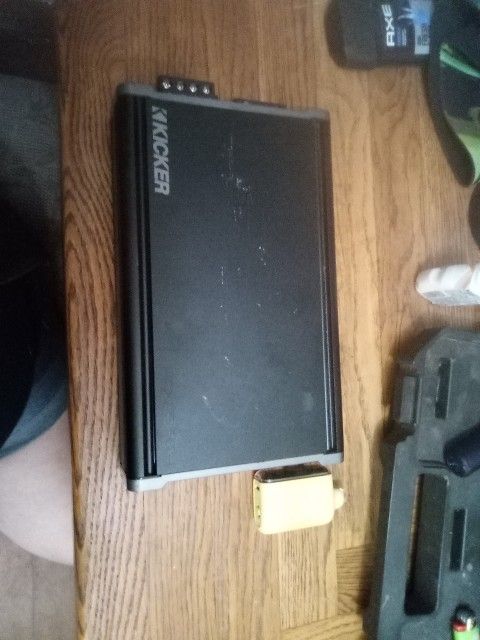 Kicker CXA360.4