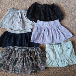 Toddler Skirts/Skorts Bundle - Size: 2T