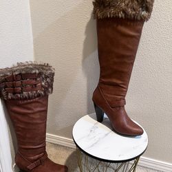 FAUX FUR HIGH BOOT! 