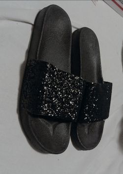 Black Glitter Slide Sandals Size 5
