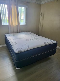 NEW FULL-SIZE MATTRESS AND BOX SPRING