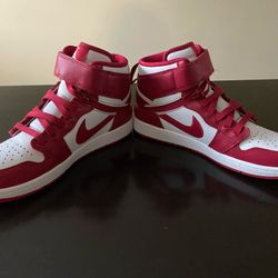 Jordan 1 High Flyease