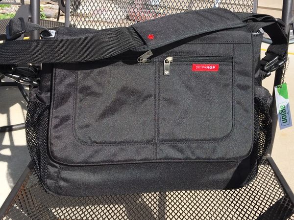 New Skip Hop Messenger Diaper Bag For In Green Bay Wi Offerup