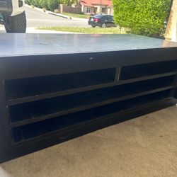 FREE TABLE 