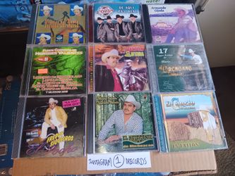 Muchos Cds De Venta $$ 3 Por $25