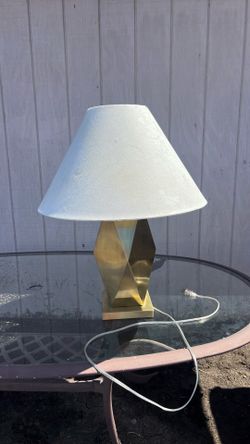 Geometric gold lamp with cream shade