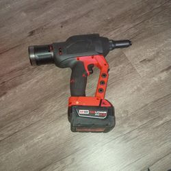M18 Rivet
