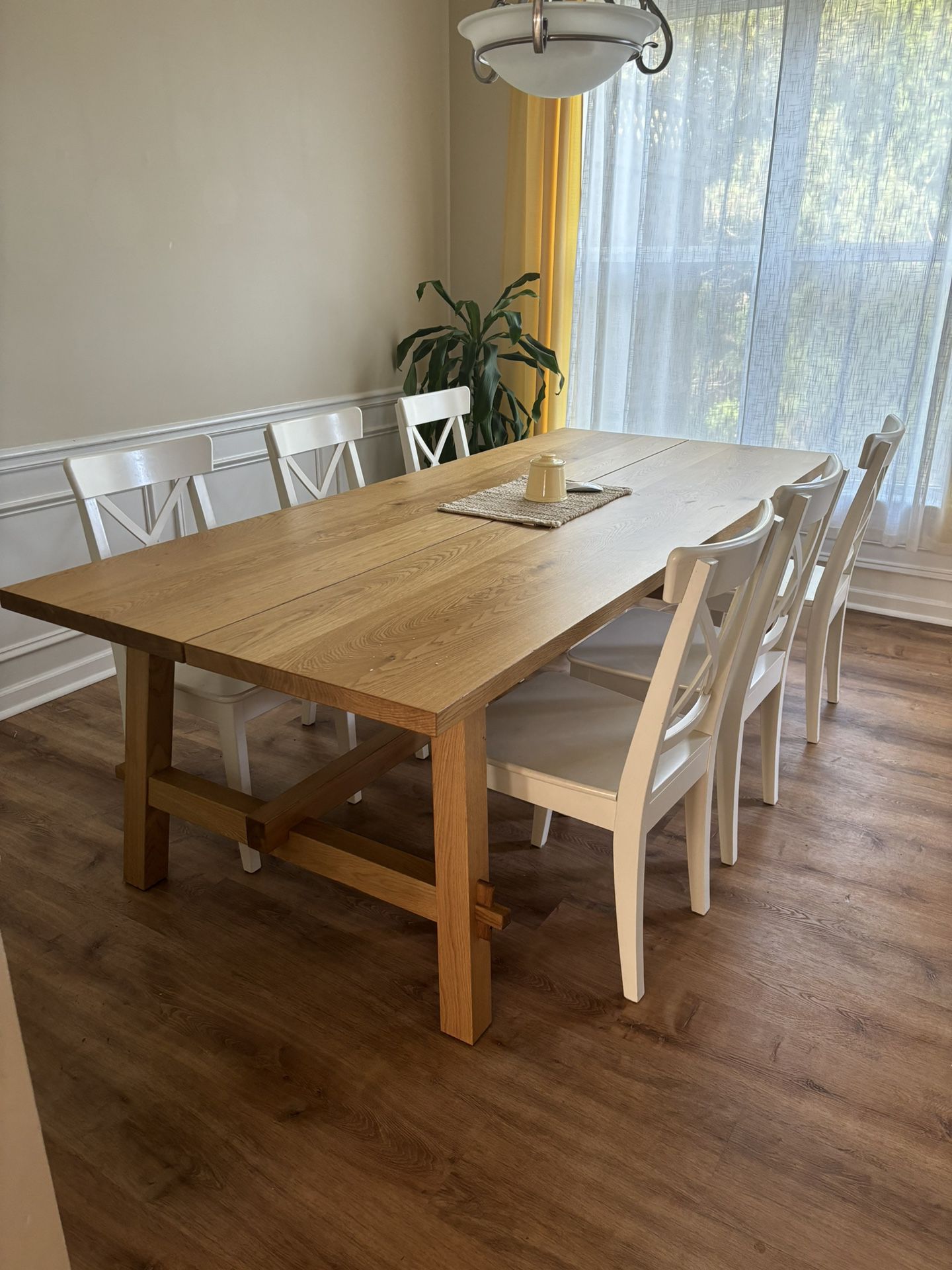 IKEA Dining Table With 6 Chairs 