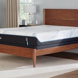 New King Size Tempurpedic Mattress 