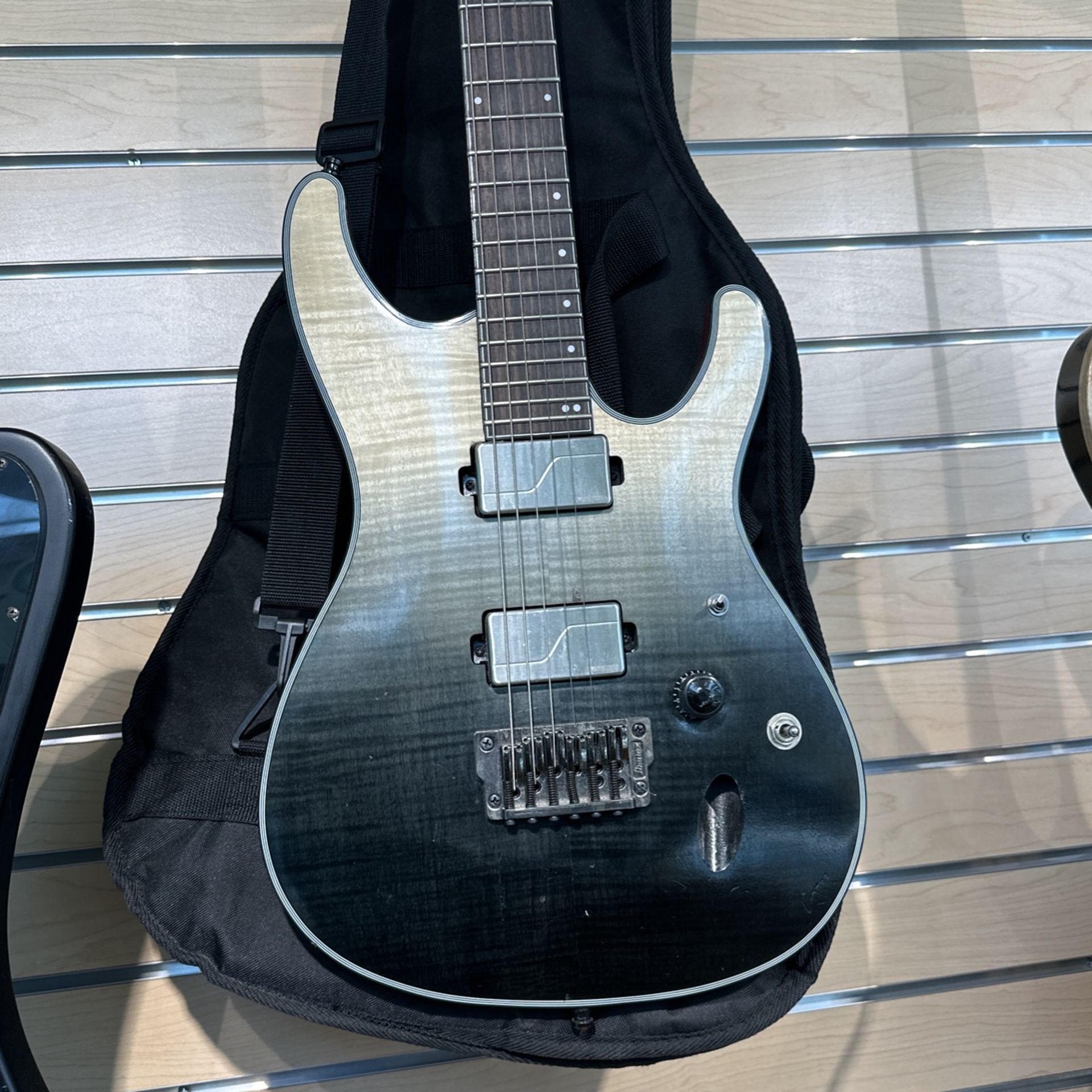 IBANEZ S61AL 1P-01 Electric guitar+Black Bag