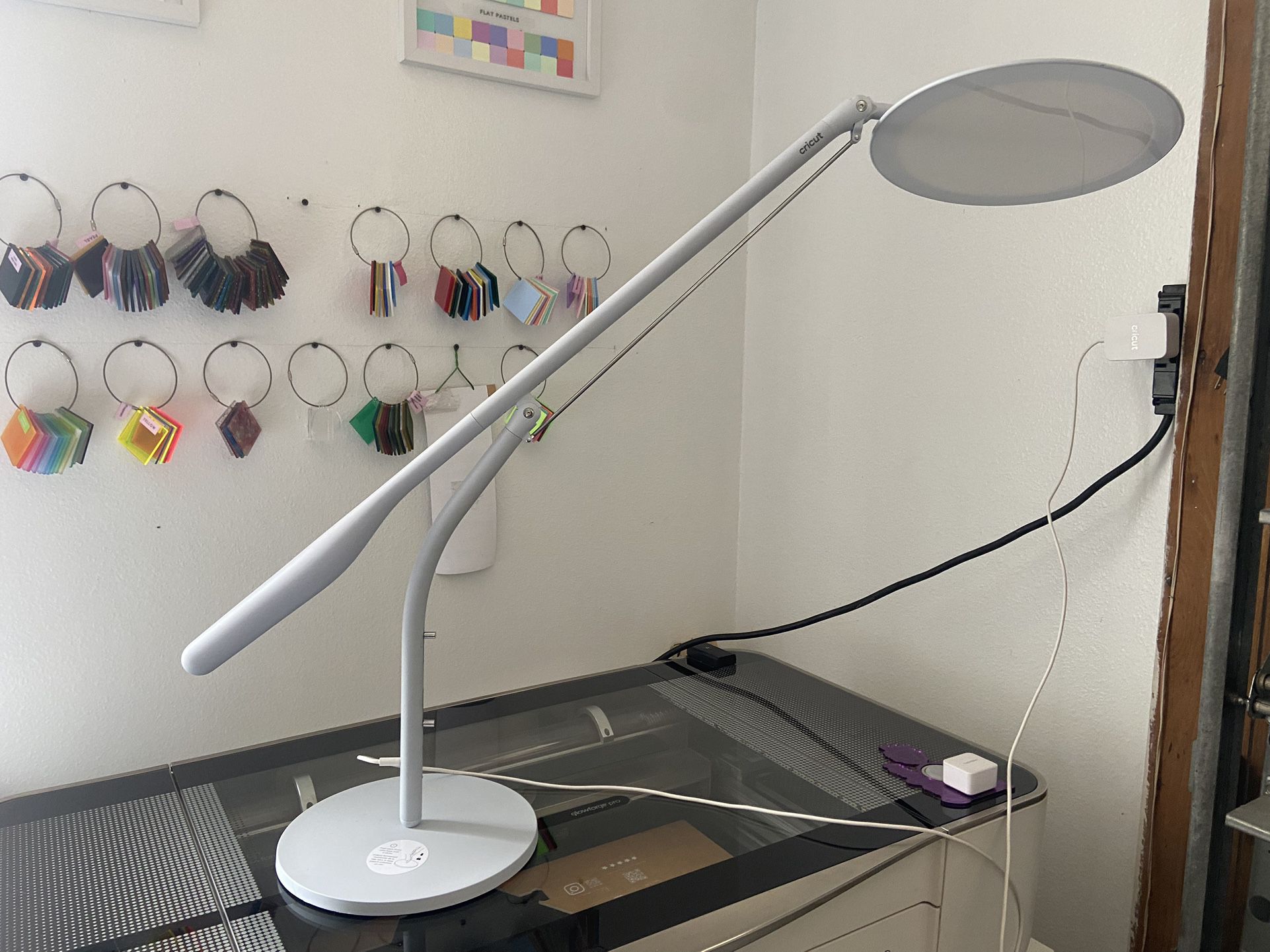 Cricut Bright360 Ultimate Led Lamp