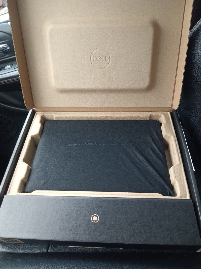 Dell 3440 14" Laptop "NEW IN BOX"
