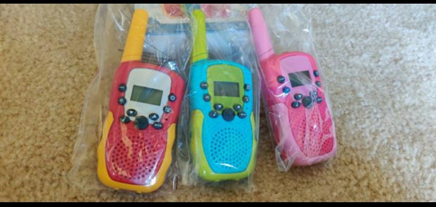 3 Pack Kids Walkie Talkies Gifts for Boys Age 3-10 Toys for Boys Girls 3 4 5 6 7 8 Year Old,Best Christmas Easter Birthday Gifts for Kids.
