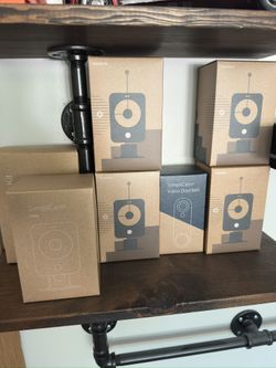 SimpliSafe Doorbell, Indoor Or Outdoor sensors NEW