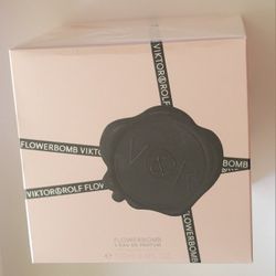 Viktor&Rolf Flower Bomb Eau De Parfum 