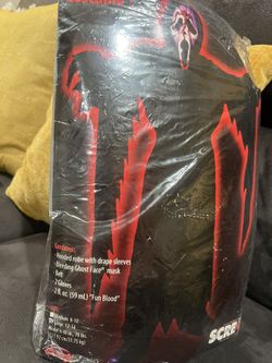 Costume