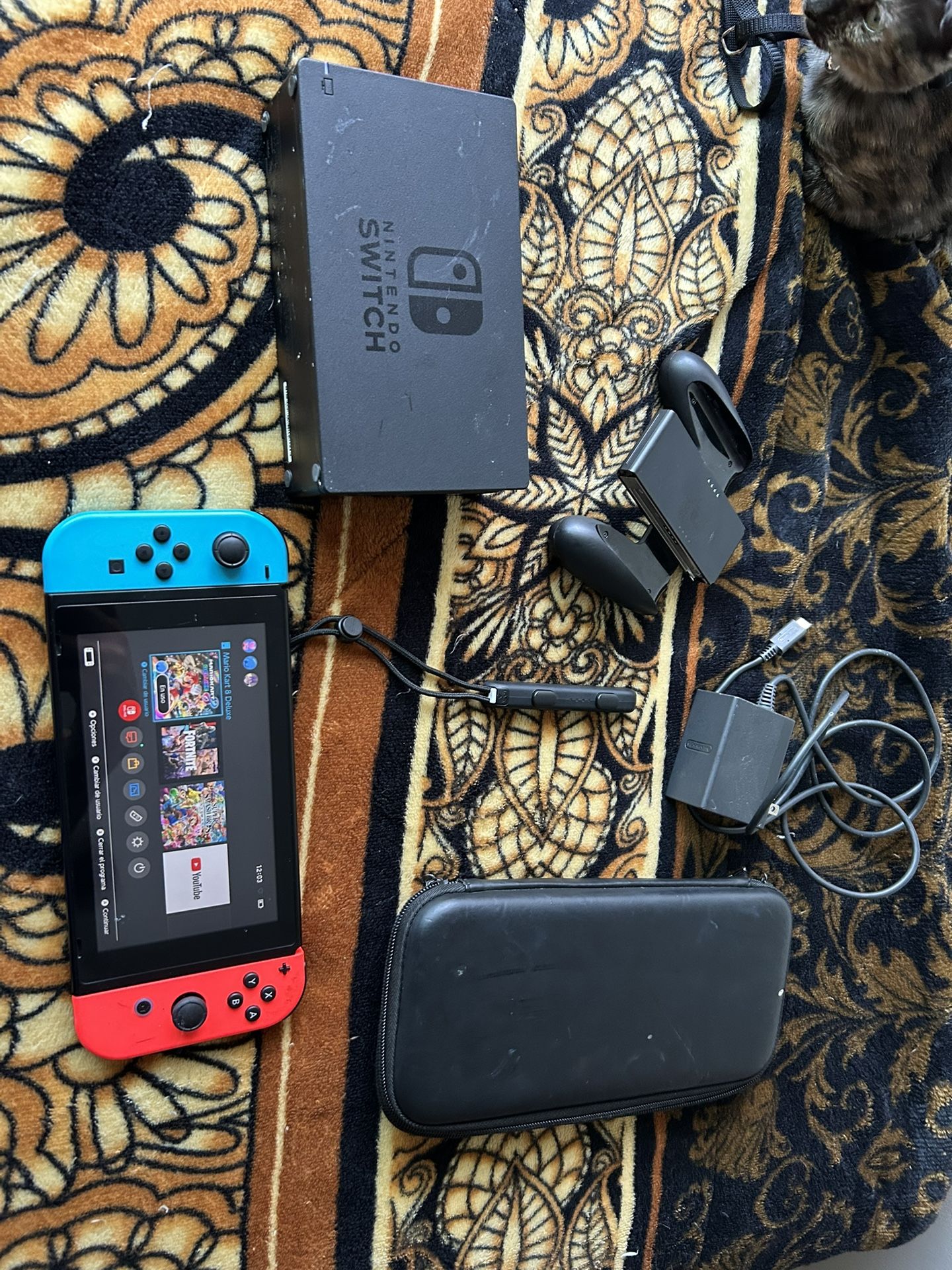 Nintendo Switch 