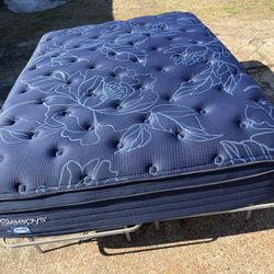 Sleepys by sealy pillow top queen size mattress