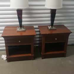 End Tables/ Nightstands 