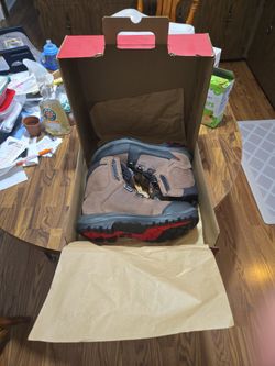 Brand New Red Wing Men's Boots Size 12 #3531 Never Worn!