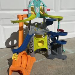 Fisher-Price Little People Toddler Toy Launch & Loop Raceway Race Track