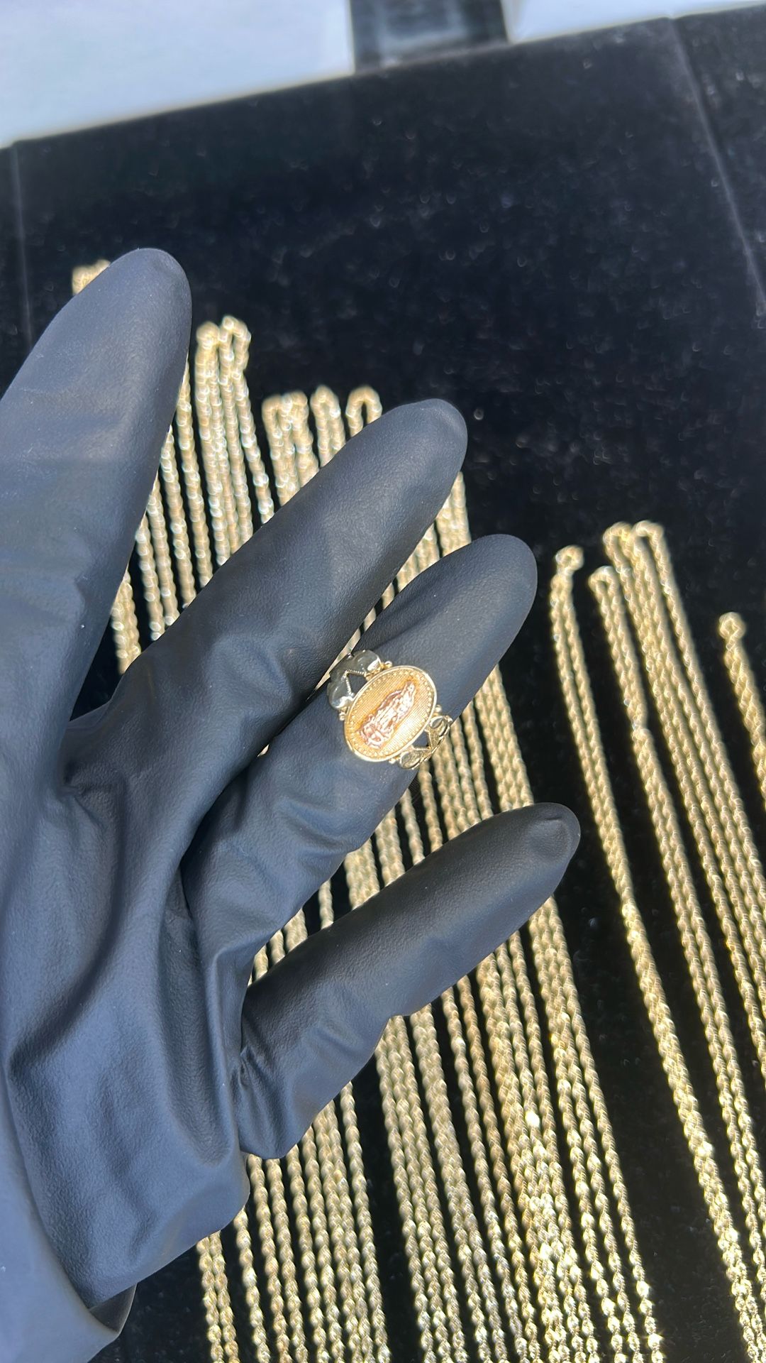 10kt Gold Virgin Marry Ring