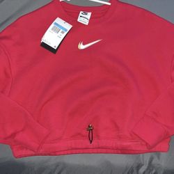 Woman’s M Nike Sweater