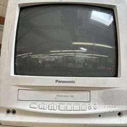 Vintage Panasonic TV VCR COMBO White No Remote Gaming 2000 PVQ-130W Working