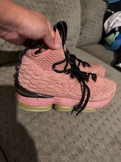 Nike LeBron size 6.5y $40