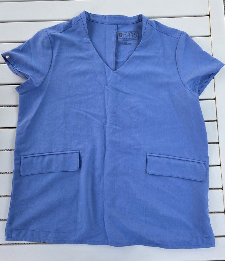 Figs womens Scrub Top Style # W19SW1005 PO # 1345 Size Medium