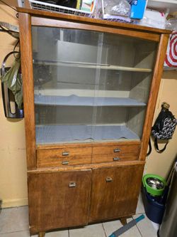 Wooden Kitchen Cabinet