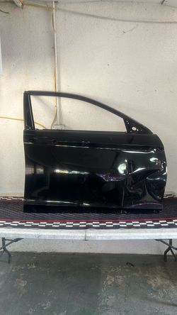 2013-2017 Honda Accord Front Right Passenger Door Shell OEM 67010-T2A-A90ZZ
