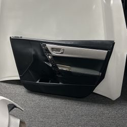 2017-2018 TOYOTA COROLLA REAR LEFT DRIVER INTERIOR DOOR PANEL TRIM OEM