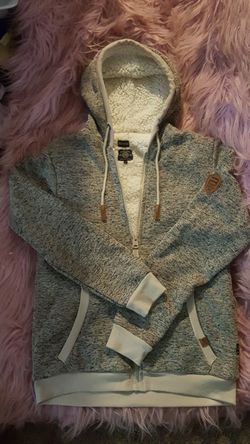 NWOT SIZE SMALL BUFFALO DAVID BITTON LOVING THE DREAM HODDIE/JACKET OR COAT INSIDE ALL LINED IN SHERPA WOOL