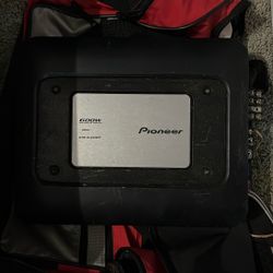 Pioneer 600 W (6M-6400F
