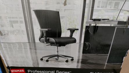 Staples professional 1100TL bonded leather black task chair