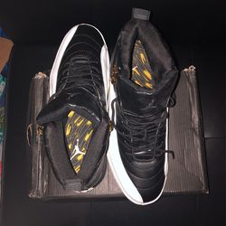 Jordan 12s Retro Wings Size 10